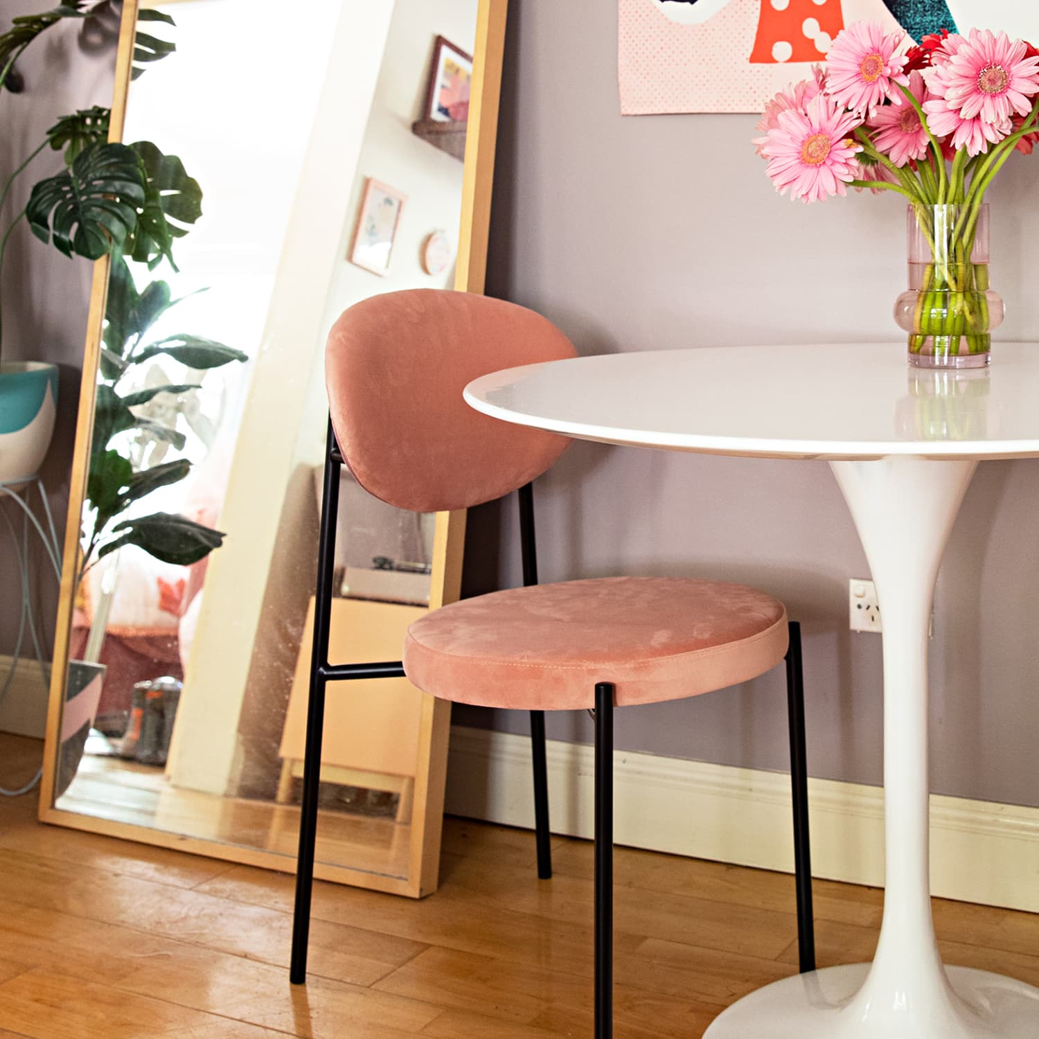 Small oval tulip table new arrivals